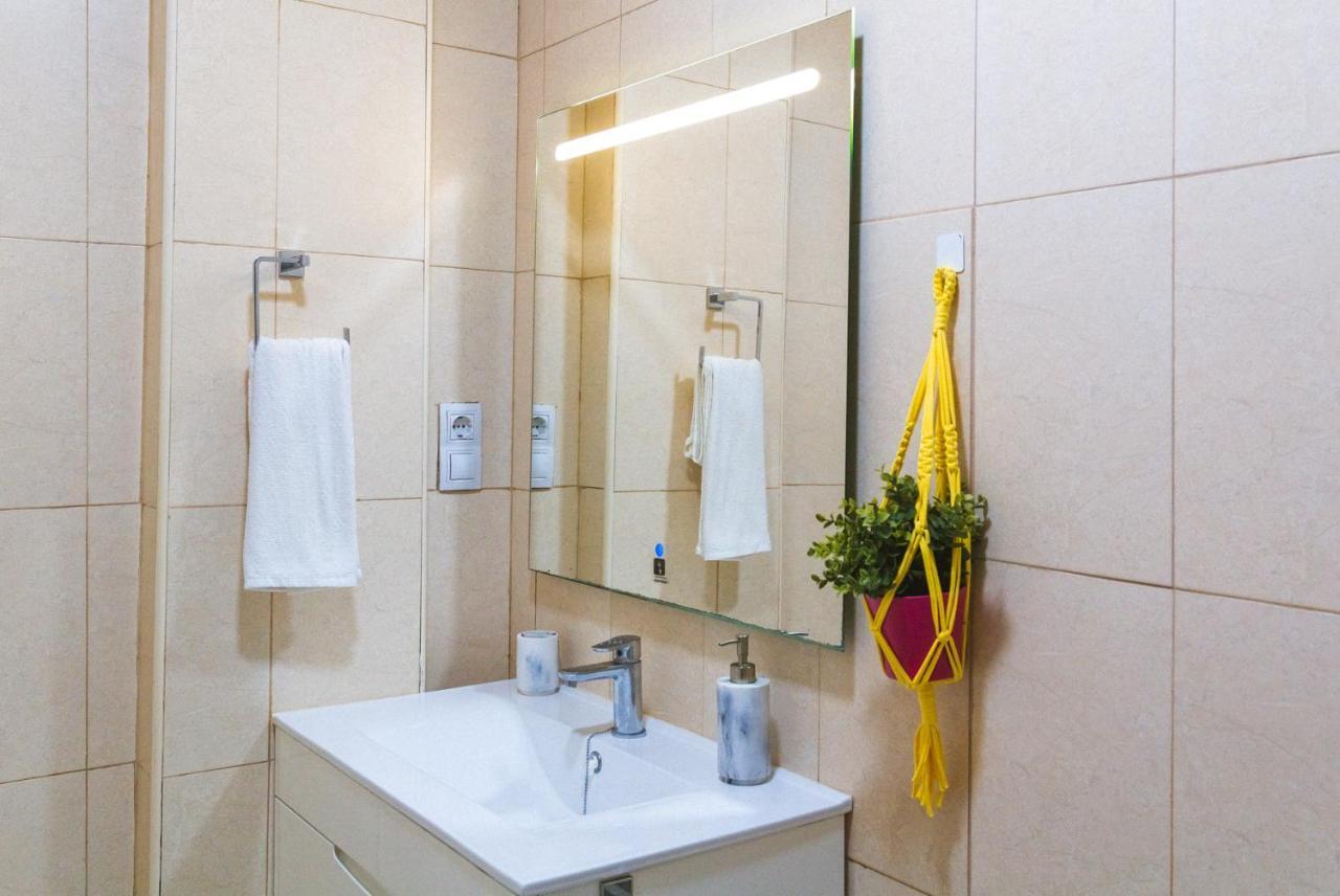 Apartment With A Patio In Las Canteras Λας Πάλμας ντε Γκραν Κανάρια Εξωτερικό φωτογραφία